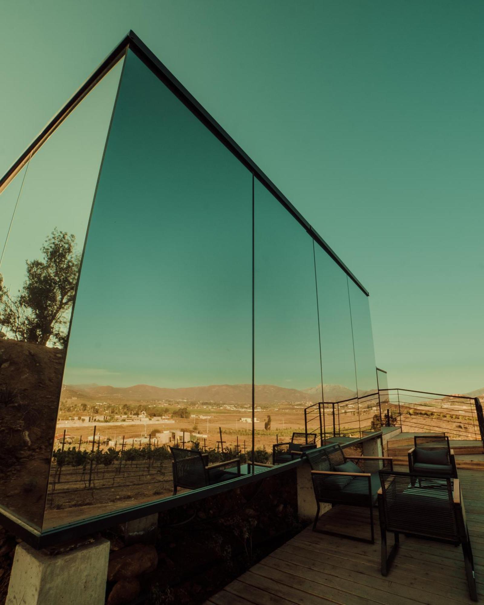 Bajo Estrellas Hotel Contemporaneo Valle de Guadalupe Eksteriør bilde