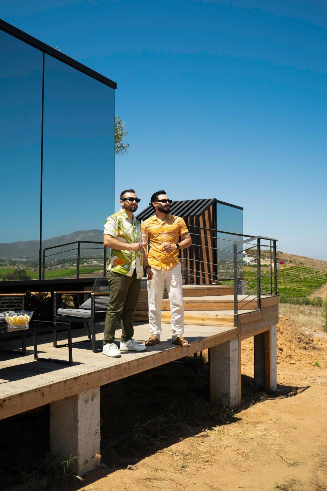 Bajo Estrellas Hotel Contemporaneo Valle de Guadalupe Eksteriør bilde