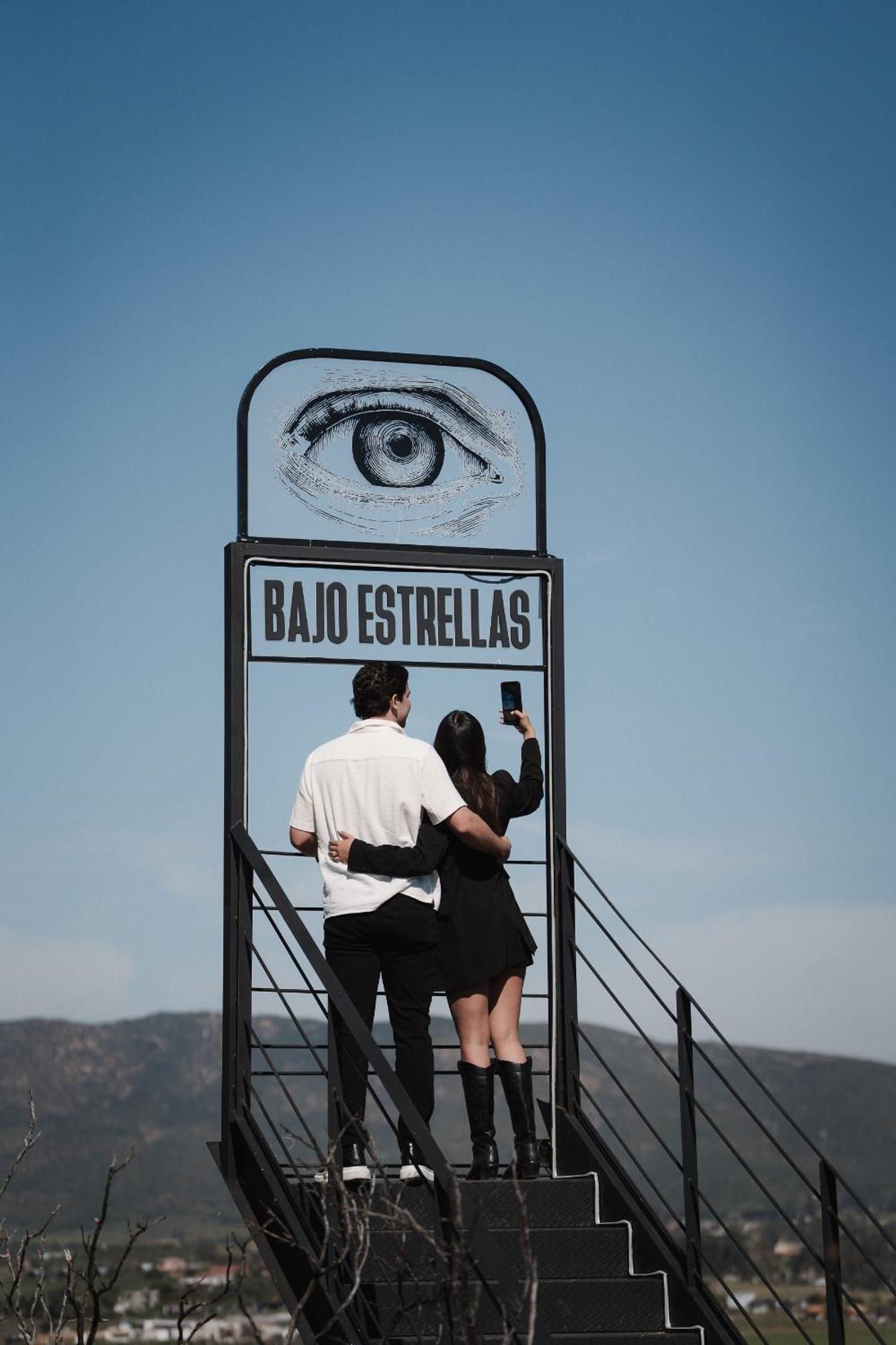 Bajo Estrellas Hotel Contemporaneo Valle de Guadalupe Eksteriør bilde